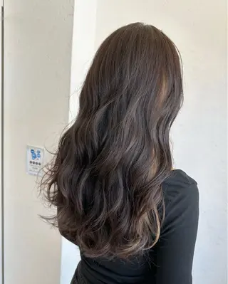 ロング カラー 中谷 瑞稀のヘアスタイル