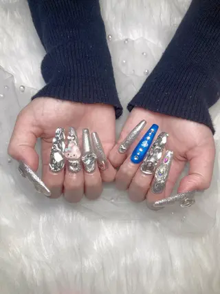 ネイル U·Mi nail salon所属・U·MI 上野御徒町店のネイルデザイン