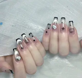 ネイル pink ladyサロン所属・べ にのネイルデザイン