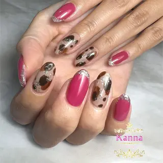 ミディアム ネイル Kanna Yuki カンナユキのネイルデザイン