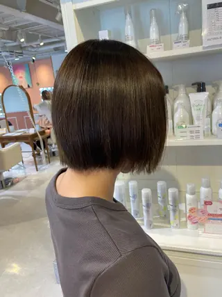 ミディアム 山﨑 まなかのヘアスタイル