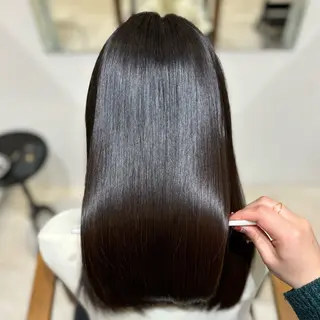 ロング Matilda所属・Mo Moのヘアスタイル