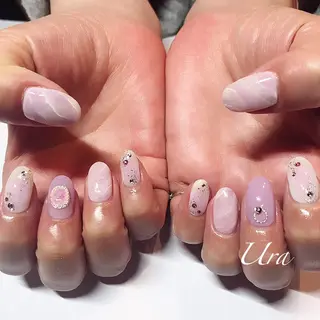 ネイル UrakoNail 《nail》のネイルデザイン