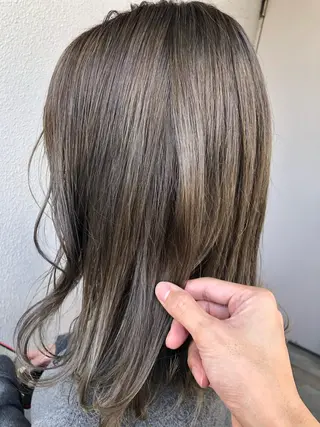 ミディアム カラー 門田 恭弥のヘアスタイル