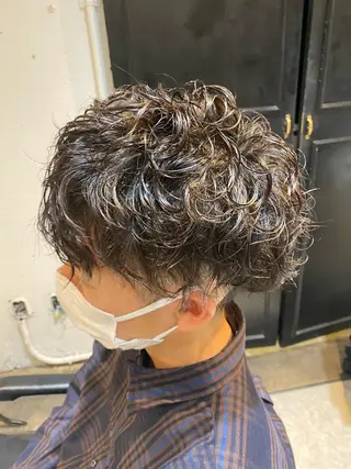 ショート パーマ メンズ バレイヤージュ職人 🔥代表YU-SHIのヘアスタイル