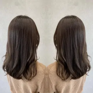 セミロング カラー tocca 💜石田愛結💜のヘアスタイル