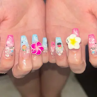 ネイル MODA MANAMIᵕ̈のネイルデザイン