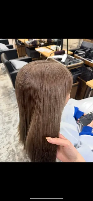 ロング カラー ブリーチ/パーマ ／まなみ🤍のヘアスタイル