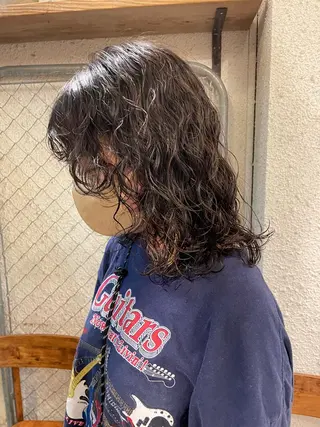 ミディアム パーマ SALOWIN下北沢所属・hazuki 🌝のヘアスタイル