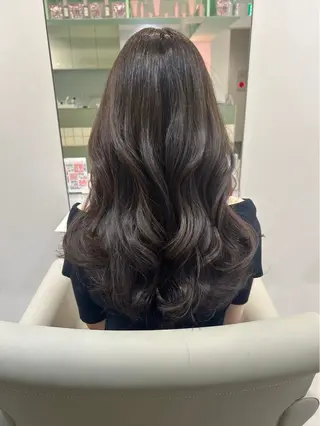 ロング カラー amane໒꒱うる艶 ブリーチ透明感カラーのヘアスタイル