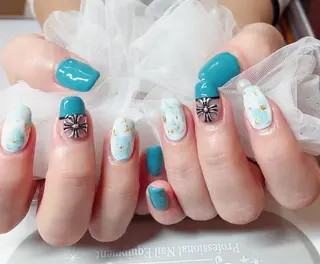 ネイル マジックミラー所属・マジック ミラーのネイルデザイン