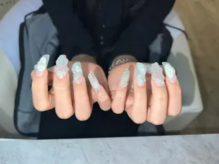 セミロング ONIKA Nail 青山通り店所属・ONIKA Nail 表参道A4徒歩2分のネイルデザイン