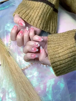 ネイル pink ladyサロン所属・べ にのネイルデザイン