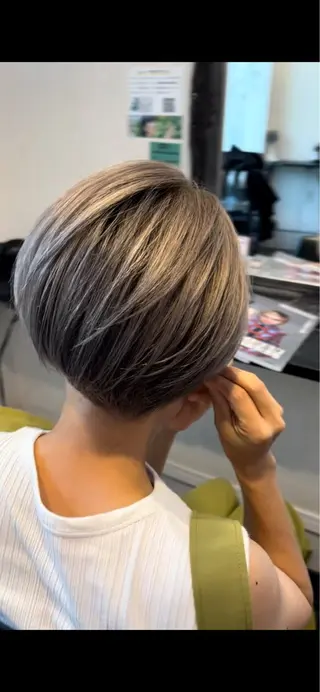 ショート カラー ヘアコンシェルジュFuchibe所属・フチベ マサヒロのその他イメージ