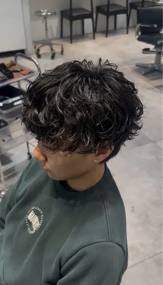 ショート パーマ 似合わせパーマ🔥 河浪 大智のヘアスタイル