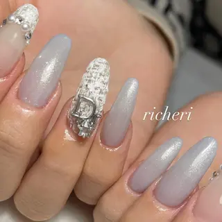 ミディアム ネイル richeri beautyのネイルデザイン