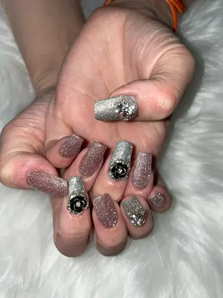 ネイル 吉川 理沙のマツエク・マツパデザイン