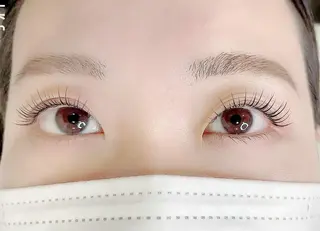 マツエク・マツパ eyeslon　PURE所属・pure 白崎のマツエク・マツパデザイン