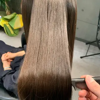 ロング ディレクター鮫島 俊介のヘアスタイル