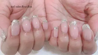 ミディアム ネイル ネイルスタジオ シェイクユアハンズのネイルデザイン