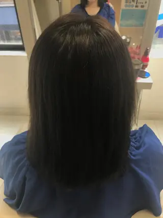 セミロング カラー 【暖色カラー特化】 中山由梨のヘアスタイル