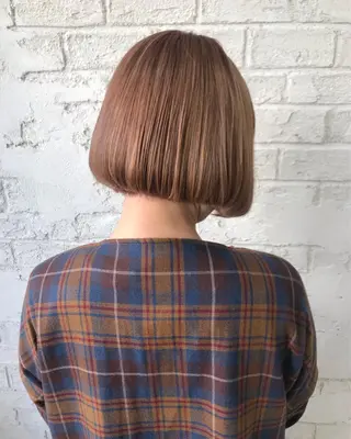 ミディアム カラー オリーブ/アッシュ やわらか透明感カラーのヘアスタイル