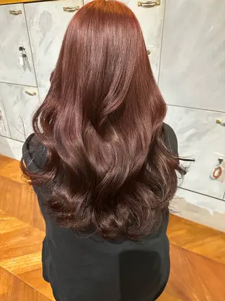 ロング カラー YEAU　PLUS所属・極上の艶髪 RINAのヘアスタイル