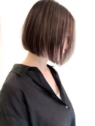 ショート カラー ✨レイヤーカット/透 名感カラー特化✨のヘアスタイル