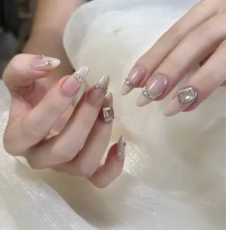 ネイル NANAネイルサロン 【長さだし専門店】のネイルデザイン