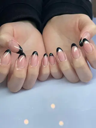 ミディアム ネイル 長さ出し専門 nynaのネイルデザイン