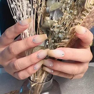 カラー ネイル You&Me Yukiのネイルデザイン