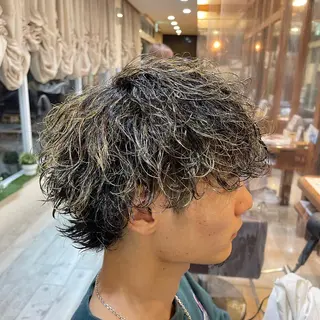 カラー パーマ メンズ 樽川翔/フェザーパー マ/シャドウパーマのヘアスタイル