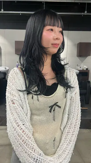 ロング カラー ツガミ リナのヘアスタイル