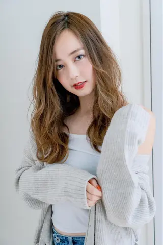 セミロング 🇰🇷韓国レイヤー 錦糸町【北山謙三】のヘアスタイル