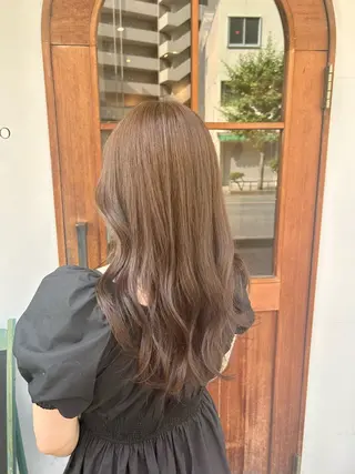 セミロング カラー あずま みゆのヘアスタイル