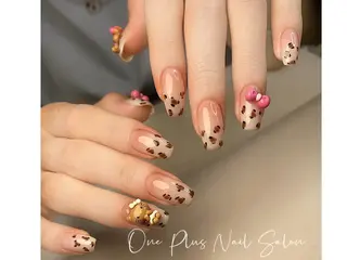 ネイル One Plus Nail Salonのネイルデザイン
