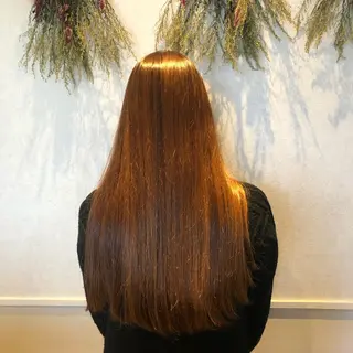 ロング カラー 半田 知穂のヘアスタイル