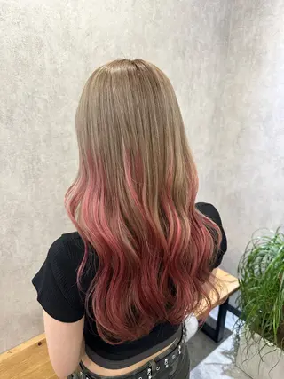 ロング MOURI CHISATOのヘアスタイル