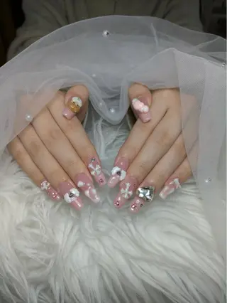 ネイル Queen Nail 柏店　クイーンネイルのネイルデザイン
