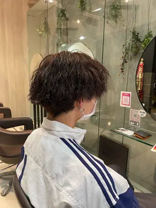 カラー Agu 松下のヘアスタイル