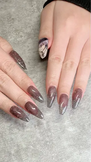 ネイル haleyume所属・shino🌟 痛ネイルのネイルデザイン