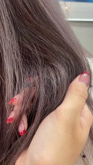 ロング カラー 都築 あんずのヘアスタイル
