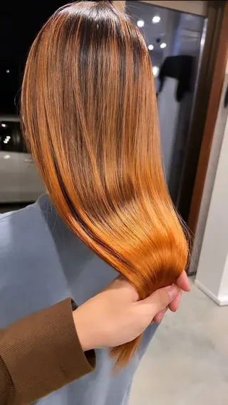 カラー QUON.伊勢崎店所属・ブリーチ＆ハイトーン 歌 心のヘアスタイル