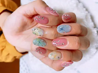 ネイル The Best Beauty受付担当のヘアスタイル