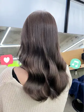 ロング カラー yuri🌼 NUMBER 天王寺のヘアスタイル