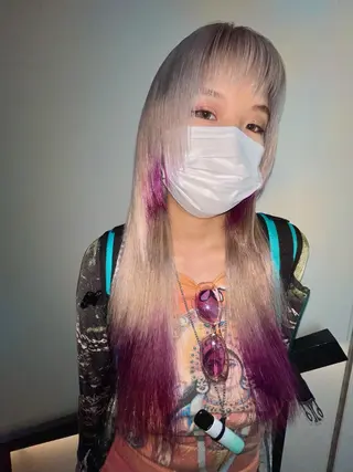 カラー 🎀ボブ＋ハイトーン シュカ👶🏻のヘアスタイル