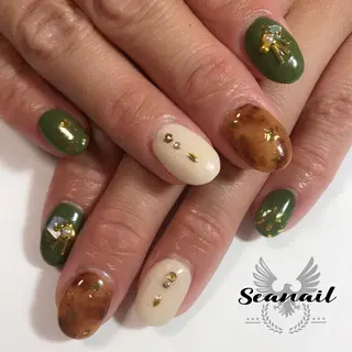 ネイル 小尾 栞のネイルデザイン