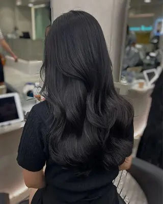 ロング 🎀透明感ブラウ ンshizuka🎀のヘアスタイル