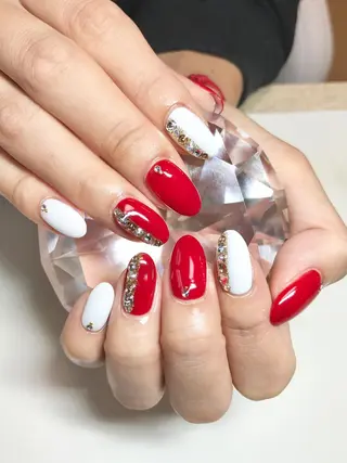 ネイル 'mm所属・'mm  (ミリ) ＭＡＮＡＭＩのネイルデザイン