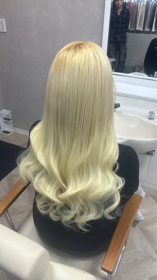 ロング SHOWROOM uikiのヘアスタイル